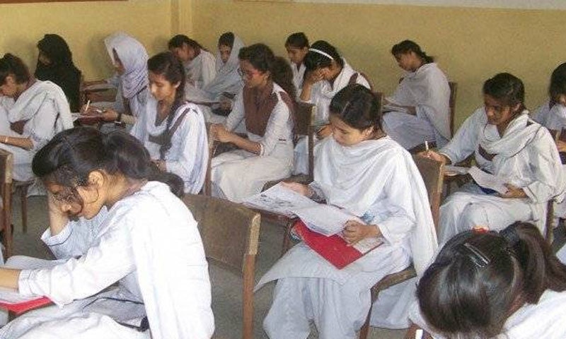 کورونا، آن لائن کلاسز، طالبعلموں کو مشکلات