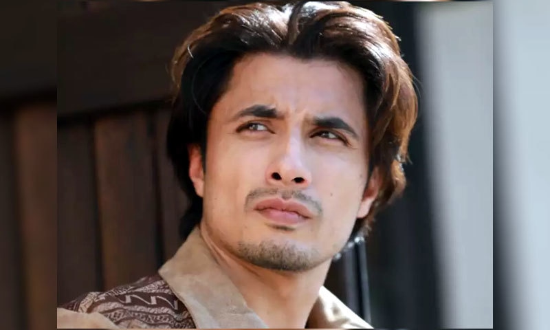 علی ظفر کا کراچی آرٹس کونسل کے ساتھ مل کر فنکاروں کی مدد کا اعلان