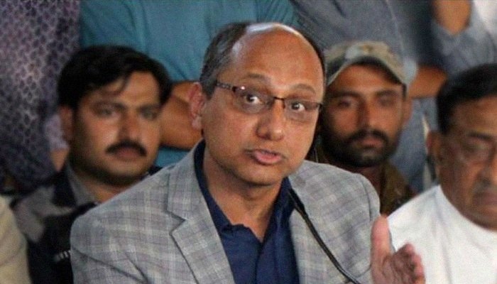 'پی ٹی آئی کے کچھ وزیر دھوکا دیتے ہیں جھوٹ بولتے ہیں'