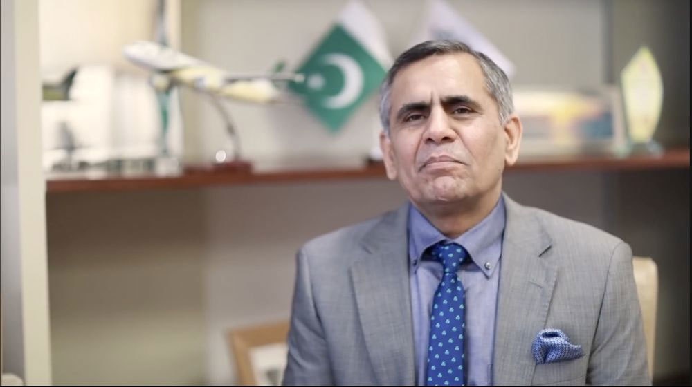 ایئرمارشل ارشد ملک کو سی ای او پی آئی اے بنانے کی منظوری