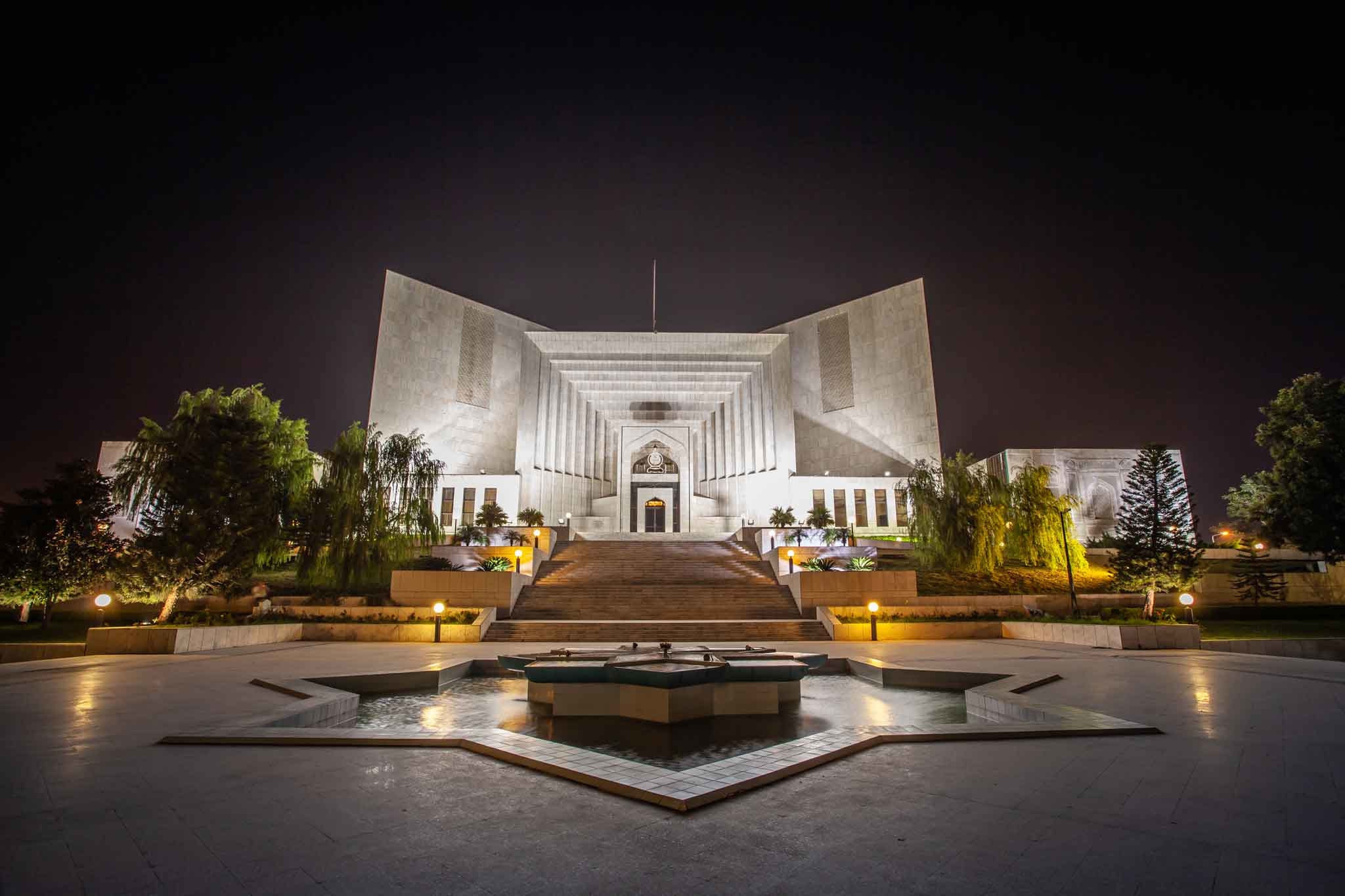 سانحہ اے پی ایس ، سربمہر رپورٹ چیف جسٹس کو پیش کردی گئی