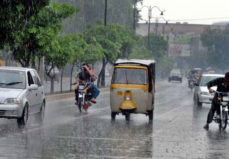 پنجاب کے مختلف شہروں میں موسلا دھار بارش،موسم خوشگوار