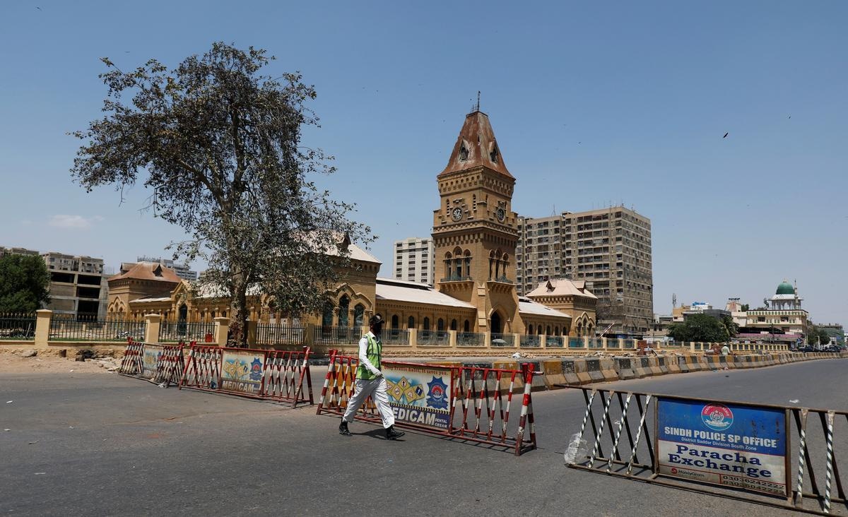 سندھ: لاک ڈاؤن میں مزید ایک ماہ کی توسیع