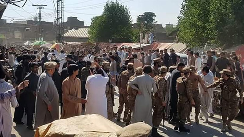 پاڑہ چنار کے طوری بازار میں دھماکہ،20 افراد زخمی