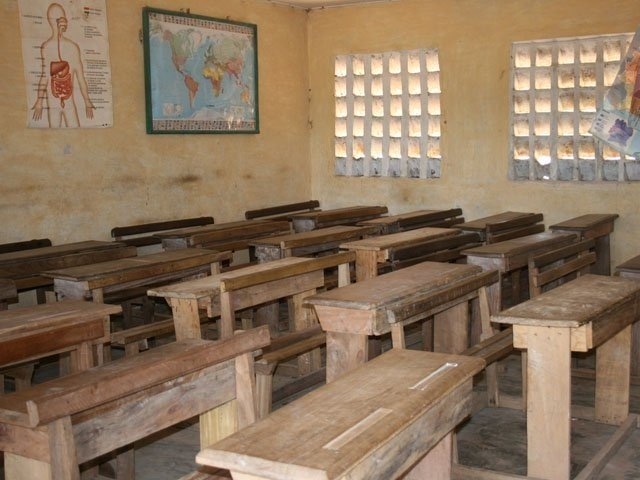 ملک بھرکے تعلیمی ادارے 15 ستمبر کو کھولنے کا فیصلہ برقرار