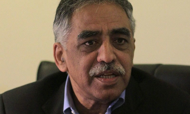 چوہان بیرون ملک ہوتے تو فارغ ہوجاتے، محمد زبیر