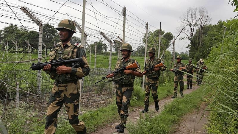 بھارت کوپاکستان پوسٹوں کی اطلاع دینےوالے سہولت کارکی فیملی گرفتار