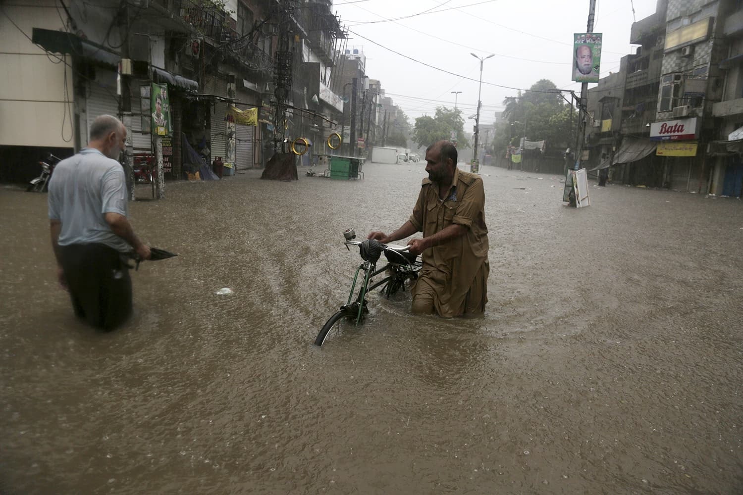 پنجاب بھر میں موسلادھاربارش سے تباہی، 12 جاں بحق 15 سے زائد زخمی