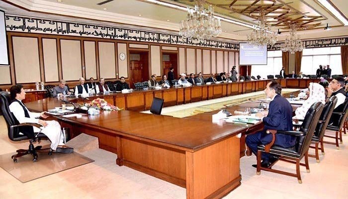 وفاقی کابینہ نے نوازشریف کو واپس لانے کی منظوری دے دی