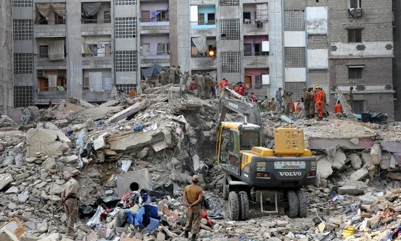 At least 1 dead, multiple injured as four-storey building collapses in Karachi&rsquo;s Korangi