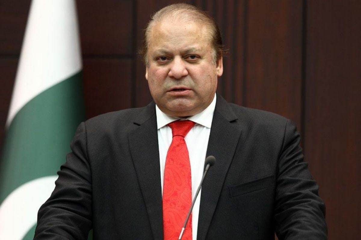 Accountability court orders to seize Nawaz Sharif's assets in Toshakhana reference