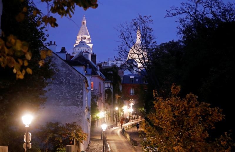 COVID-19 circulating more quickly than in spring: French epidemiologist
