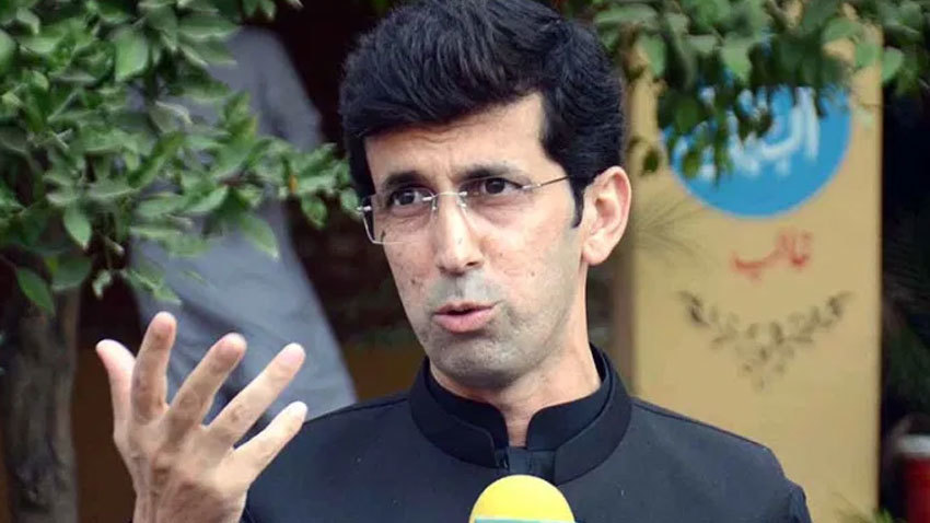 Shahram directs to select schools for inclusion in smart school programme