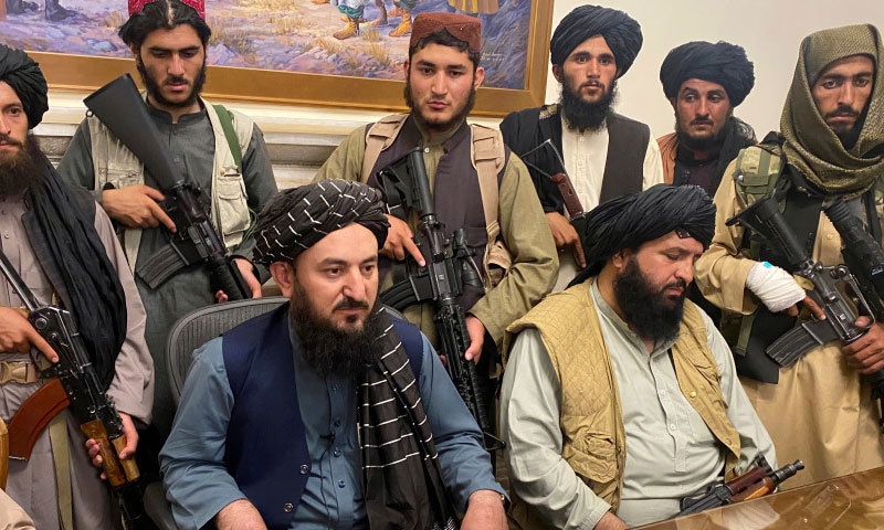 طالبان پنج شیر کے گورنر آفس پہنچ گئے