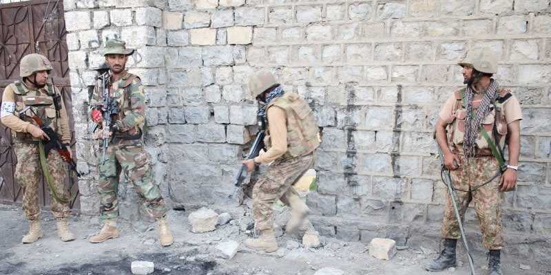 شمالی وزیرستان : آپریشن، ایریا کلیئرنس، دو سپاہی شہید