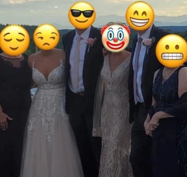 بیٹے کی شادی پر پہنے "خاتون کے لباس" نے خوشیاں مٹی میں ملا دیں