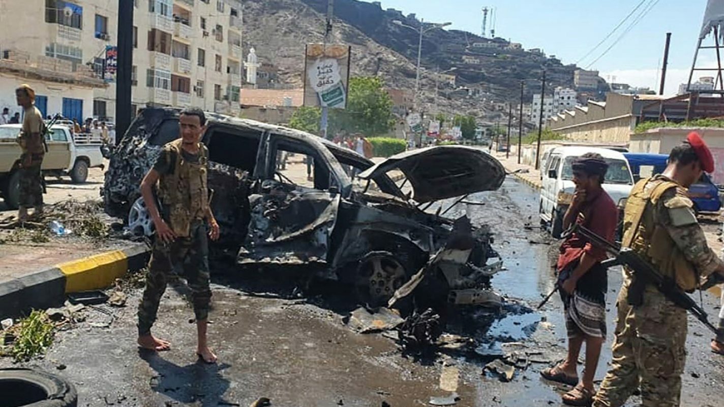Yemeni security forces gather at the scene of a car-bomb explosion in the heart of Yemen’s southern port city of Aden. AFP Photo Yemeni security forces gather at the scene of a car-bomb explosion in the heart of Yemen’s southern port city of Aden. AFP Photo