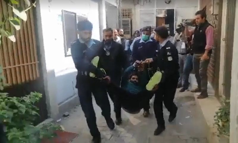 نورمقدم قتل کیس، عدالت میں ملزم ظاہر جعفر کا شور شرابہ
