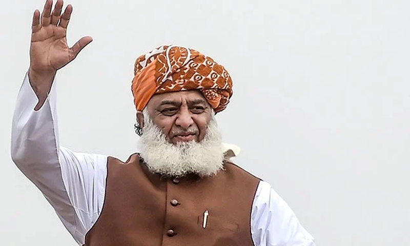 'تھوڑا سا ہاتھ پیچھے کیا تو آپ نے خیبرپختونخواہ کا نتیجہ دیکھ لیا'