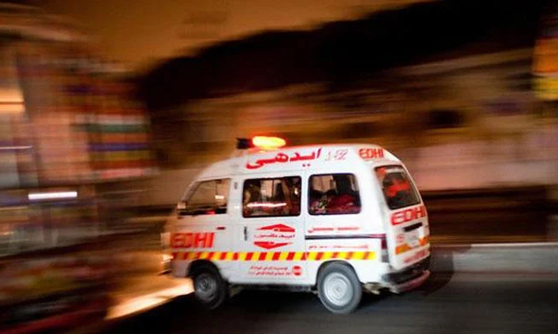 کوئٹہ :ایئرپورٹ روڈ، گاڑی نے موٹرسائیکل سوار تین افراد کو روند دیا