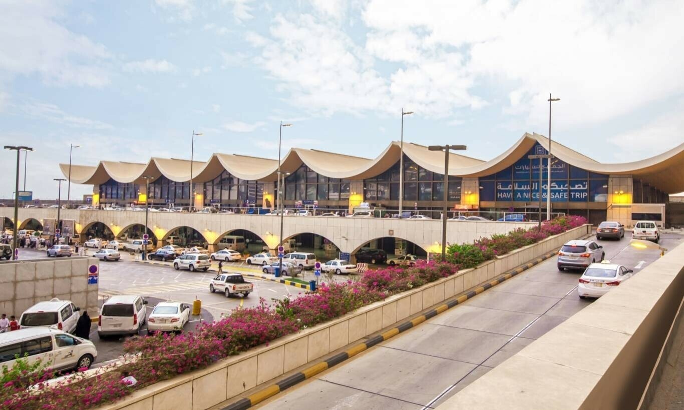 PIA grapples with travelers delayed at Jeddah airport
