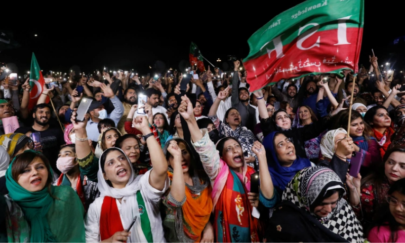 آخر حل ہے کیا؟