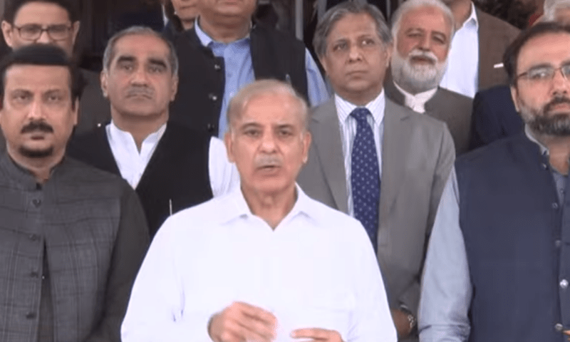 معیشت سنبھالنے کیلئے مشکل فیصلے کئے، مزید فیصلوں سے گریز نہیں کریں گے: وزیراعظم