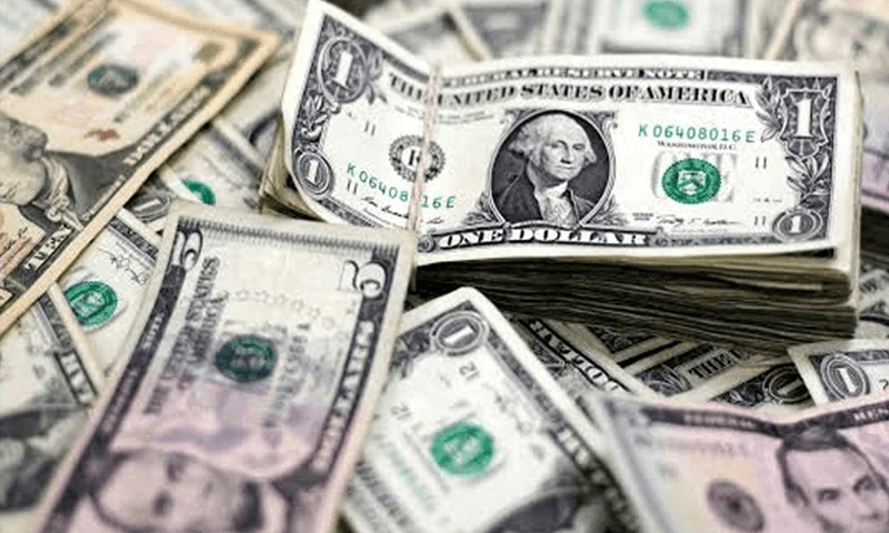 حکومتی اقدامات کے بعد ڈالر کی بڑھتی قیمت کو بریک لگ گیا