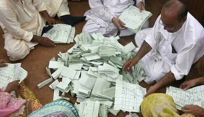 سندھ میں بلدیاتی انتخابات کے پہلے مرحلے میں پیپلز پارٹی نے میدان مار لیا