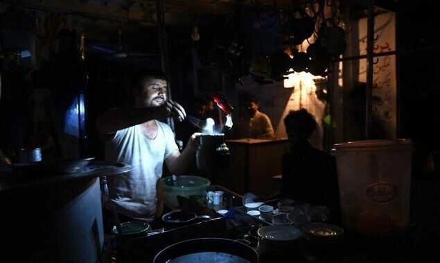 پنجاب کے مختلف شہروں میں بجلی کی اندھا دھند لوڈشیڈنگ جاری