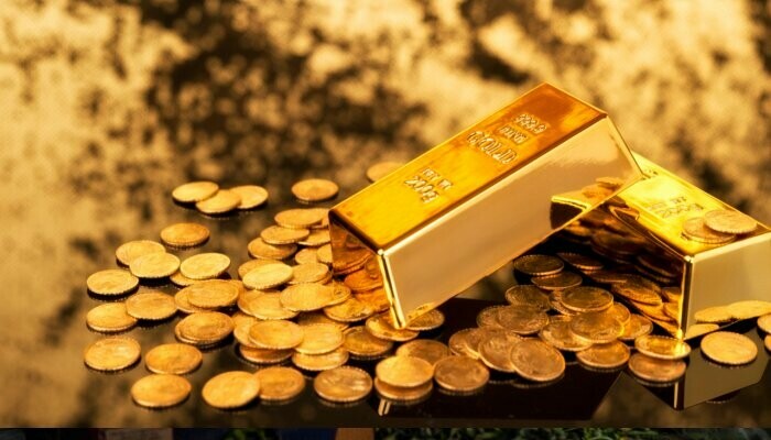 Gold prices witness another spike as rupee value plummets