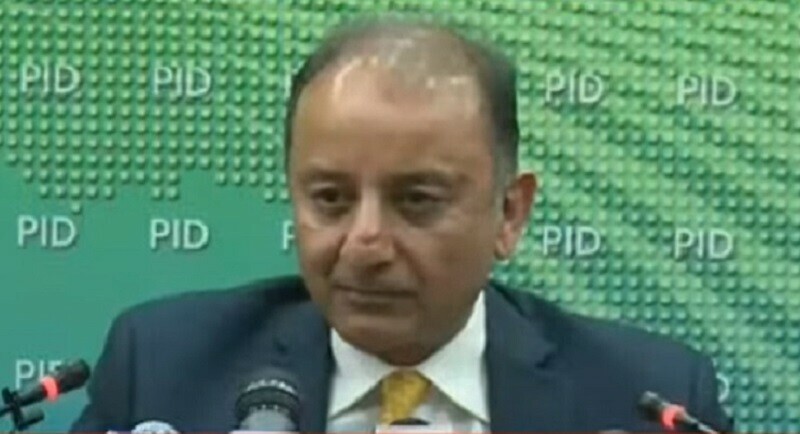 قانون کہتا ہے کسی غیر ملک سے پیسا نہیں لے سکتے: مصدق ملک