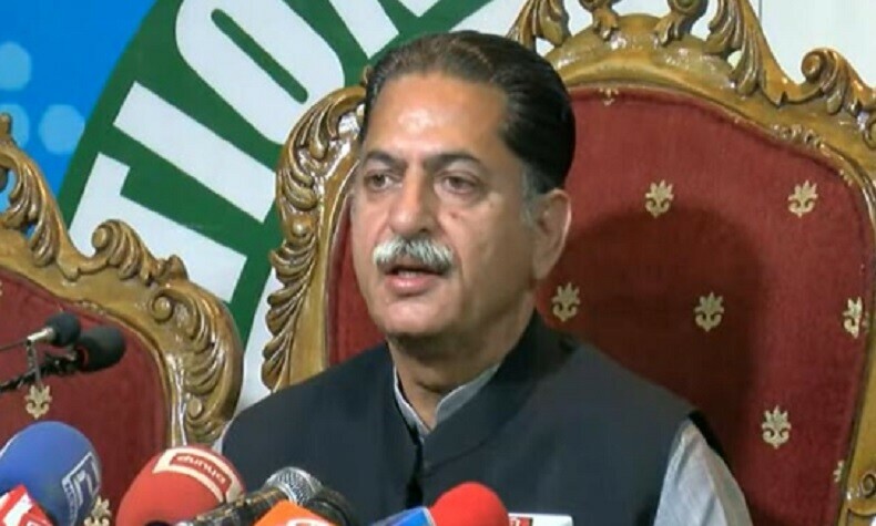 شہباز گل پر تشدد کی حمایت نہیں کرتے: جاوید لطیف