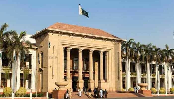 ہنگامہ آرائی کیس: 12 لیگی رہنماؤں کی گرفتاری کیلئے وارنٹ جاری