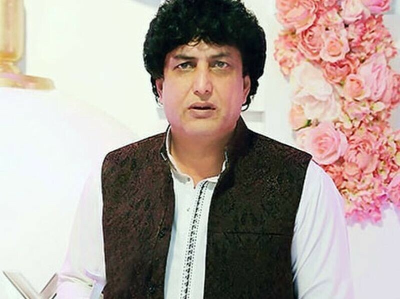 ڈرامہ رائٹرخلیل الرحمان قمر ایک بار پھر تنقید کی زد میں آگئے