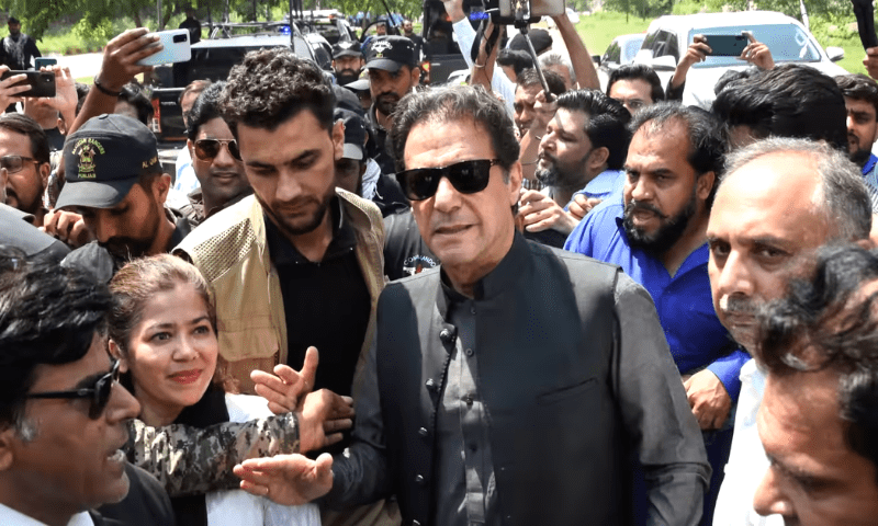 توہین عدالت کیس: عمران خان نے بیان حلفی جمع کرادیا