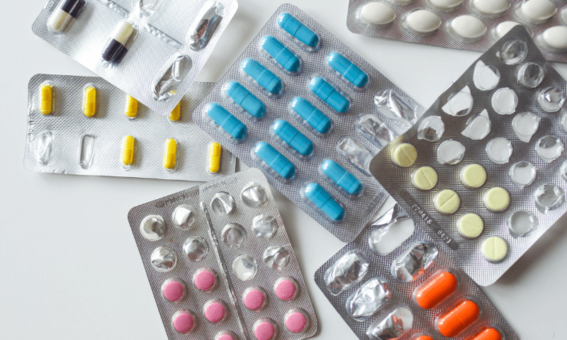 موسمی بیماریوں میں اضافہ، دوائیوں کی قلت سے شہری پریشان