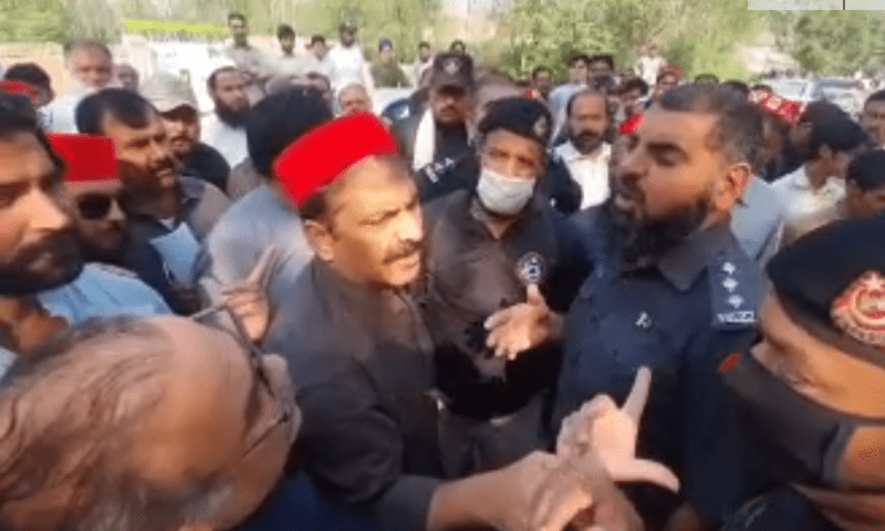 چارسدہ حلقہ این اے 24: اسلحے کی نمائش کرنے پر5 افراد گرفتار