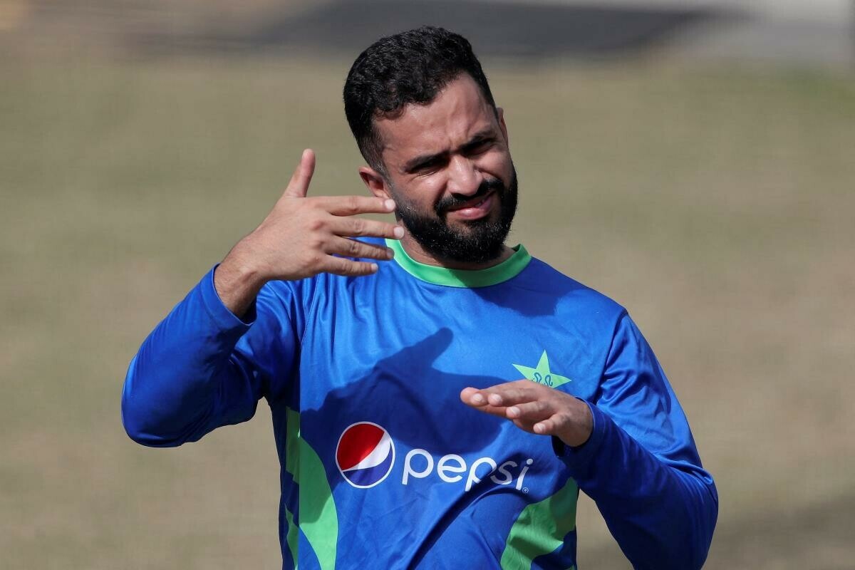 Pakistan’s Mohammad Nawaz gestures during the net practice session at the Melbourne Cricket Ground on October 21, 2022, in Melbourne. Photo: AFP