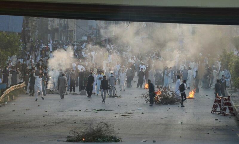 حکومت، پی ٹی آئی مذاکرات کی خبریں کہاں سے آئیں