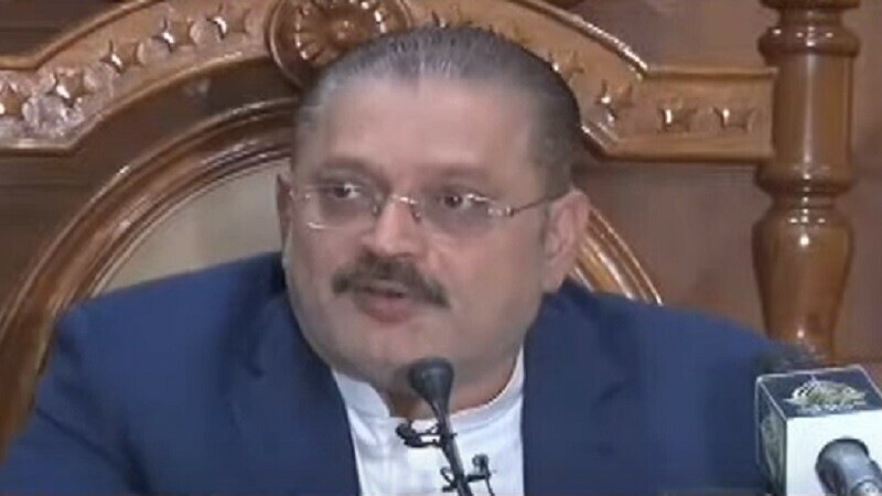 ’عمران خان عوام کو بے وقوف بنانے کی کوشش کر رہے ہیں‘