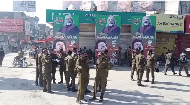 لائیو کوریج: مارچ گجرات پہنچ گیا، راولپنڈی میں ٹریفک بحال، جے آئی ٹی تبدیل