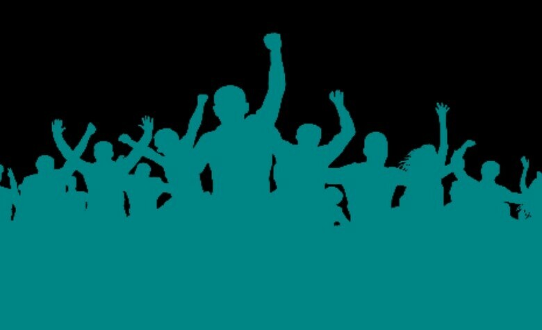 کراچی میں مشتعل ہجوم نے ایک اور شخص کو سرعام مار ڈالا