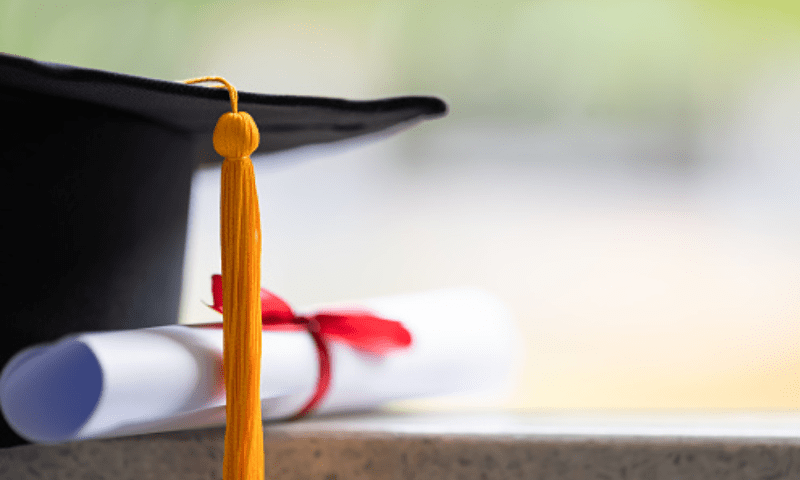 کراچی: کالجوں میں آن لائن داخلوں کے بعد حاضری کا نیا سسٹم متعارف