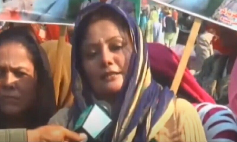 بلاول کے ہاتھ مضبوط کرنے آئے ہیں، تھری خواتین کی گڑھی خدا بخش میں گفتگو