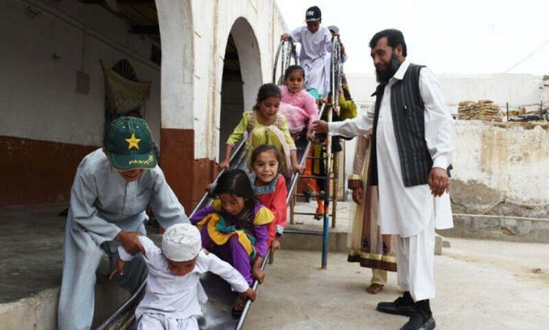 60 ویں بچے کی پیدائش جان محمد کو ہدف کے قریب لے آئی