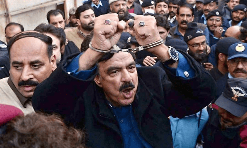 5 افراد مجھے مارنا چاہتے ہیں، شیخ رشید نے لیگل ٹیم سے ملاقات میں نام بتادیے