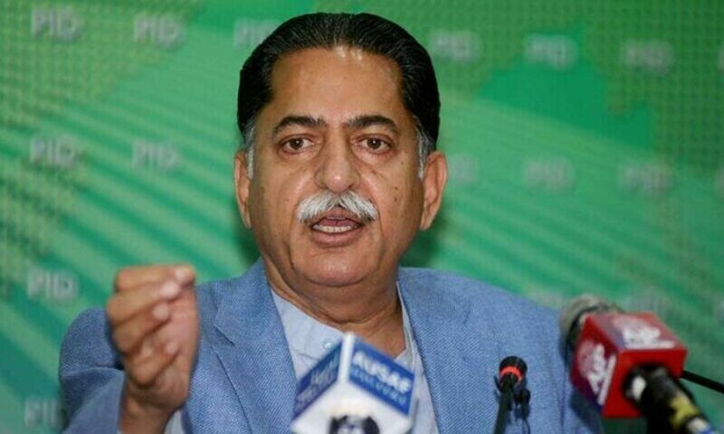 حکومت 8 ماہ سے ہے لیکن معمولی اختیارات ڈیڑھ ماہ پہلے ملے، جاوید لطیف کا دعویٰ