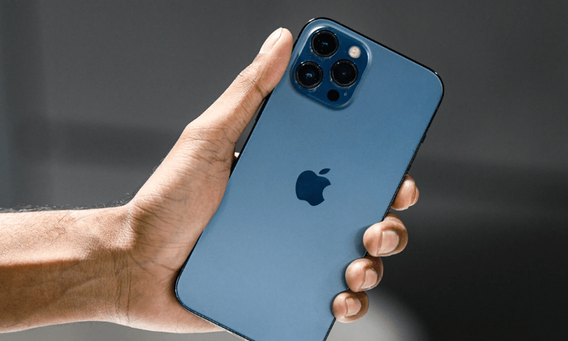 آئی فون منگوانے والے نوجوان نے رقم نہ ہونے پر ڈیلیوری بوائے کو قتل کردیا