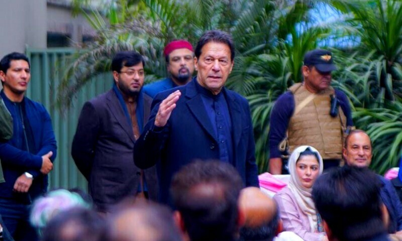 اوورسیزووٹ کیلئے آئینی ترمیم پرجواب طلب، کے پی میں ضمنی انتخابات روکنے کا حکم